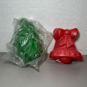 VINTAGE‎ 1985 Holiday Christmas Jello Molds Set of 2 Green/ Red- Bell/Holly